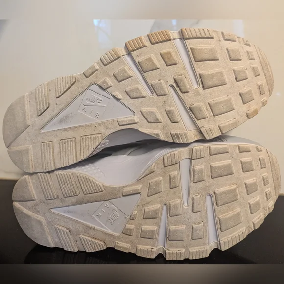 Nike Air Huarache Run South Beach Men’s Sneakers Size 11 MSRP $120 - Picture 9 of 10